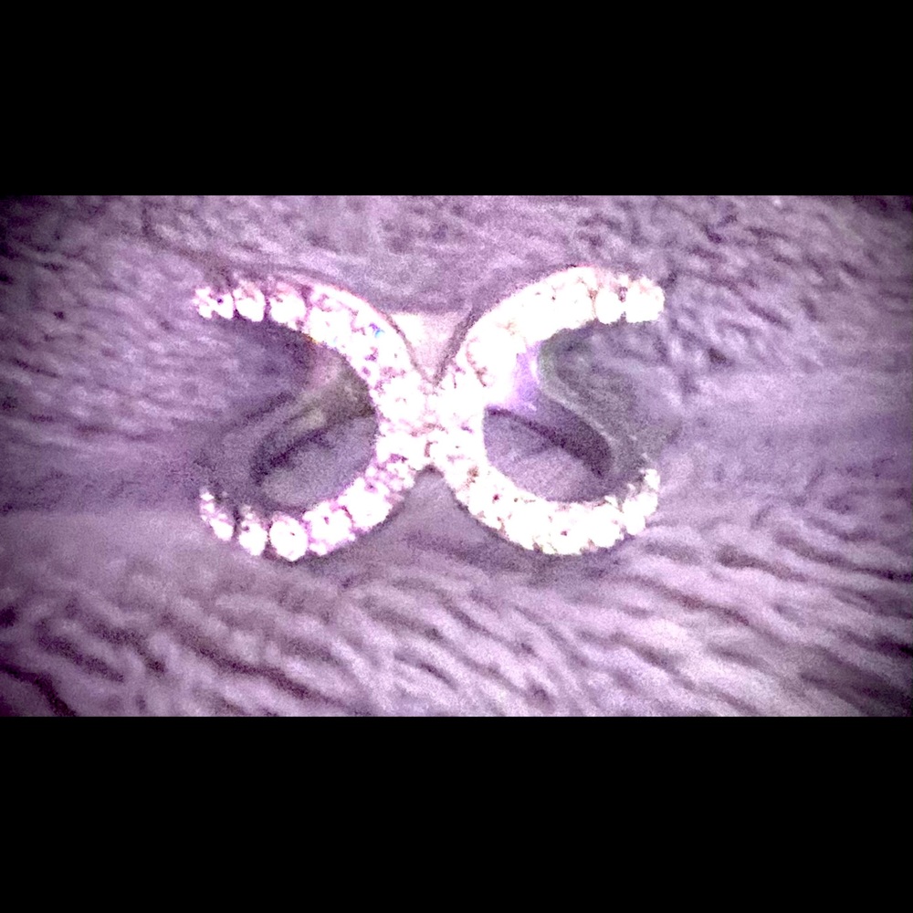 Silver rhinestone ring size 6